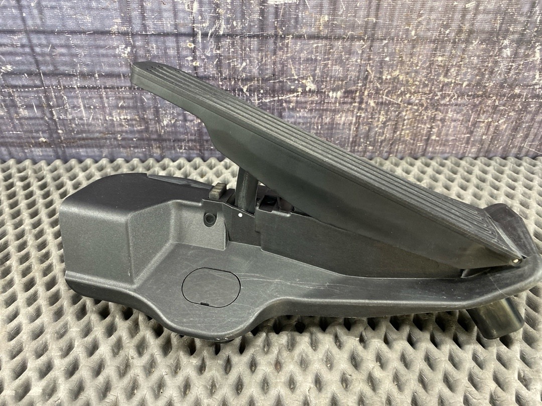 Педаль газа, 1140 рублей, Красноярск