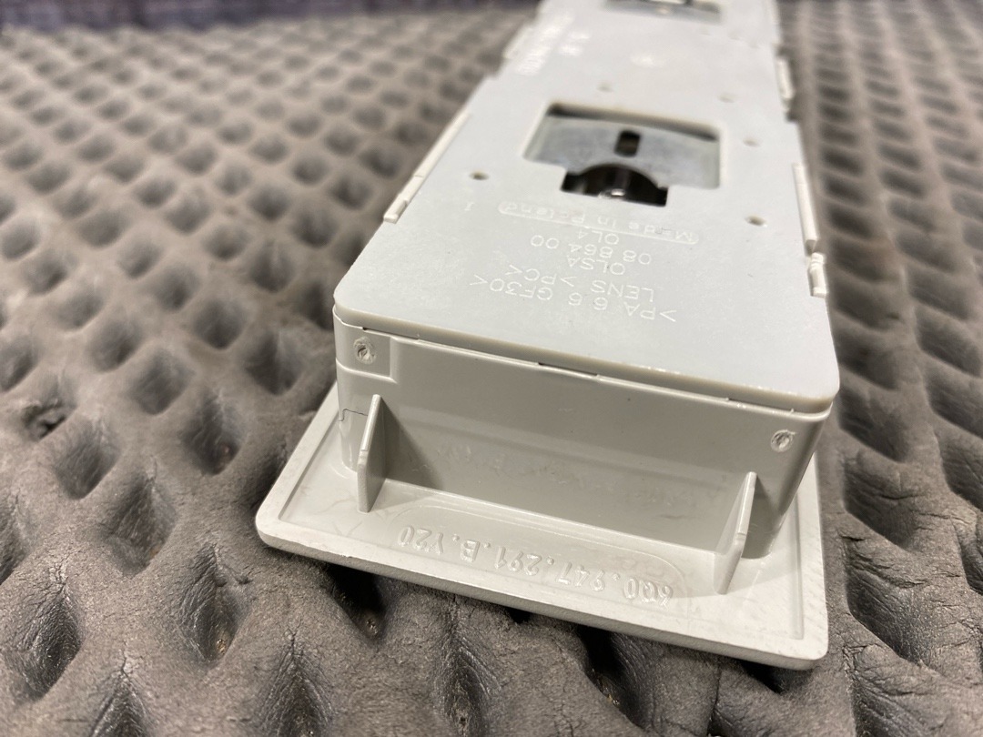 Плафон салона, 1310 рублей, Красноярск