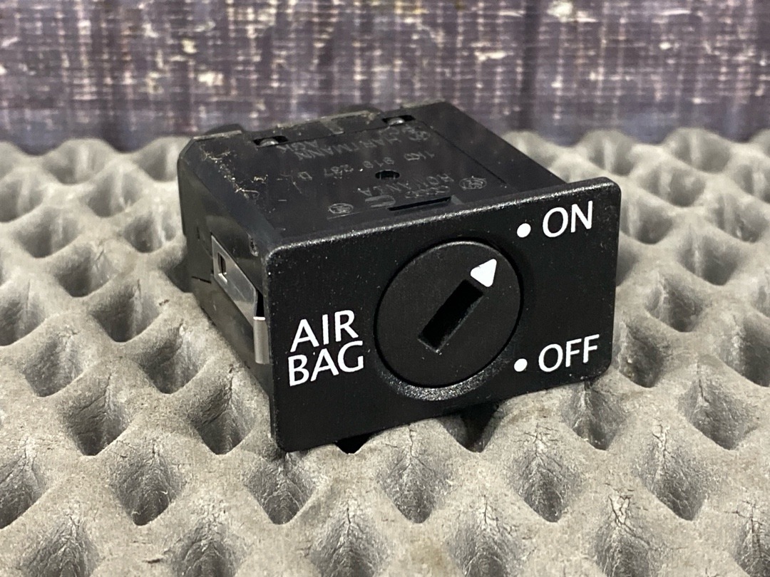 Кнопка салона, 620 рублей, Красноярск