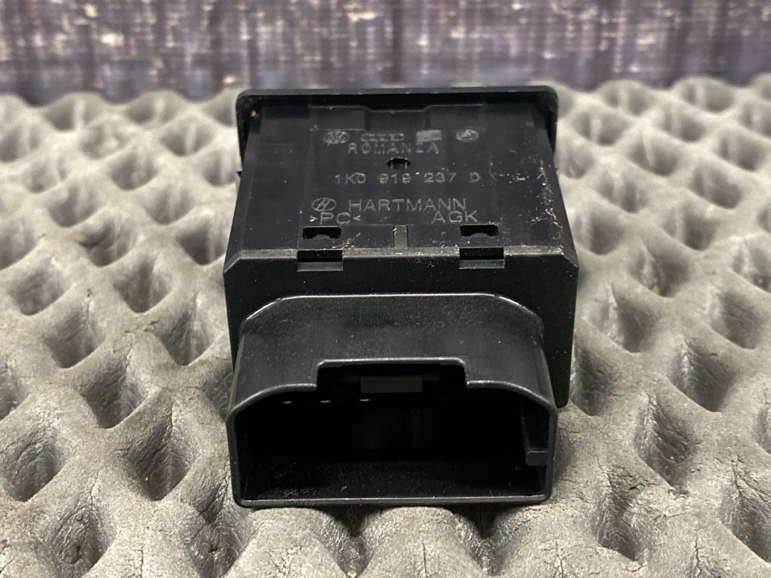 Кнопка салона, 620 рублей, Красноярск