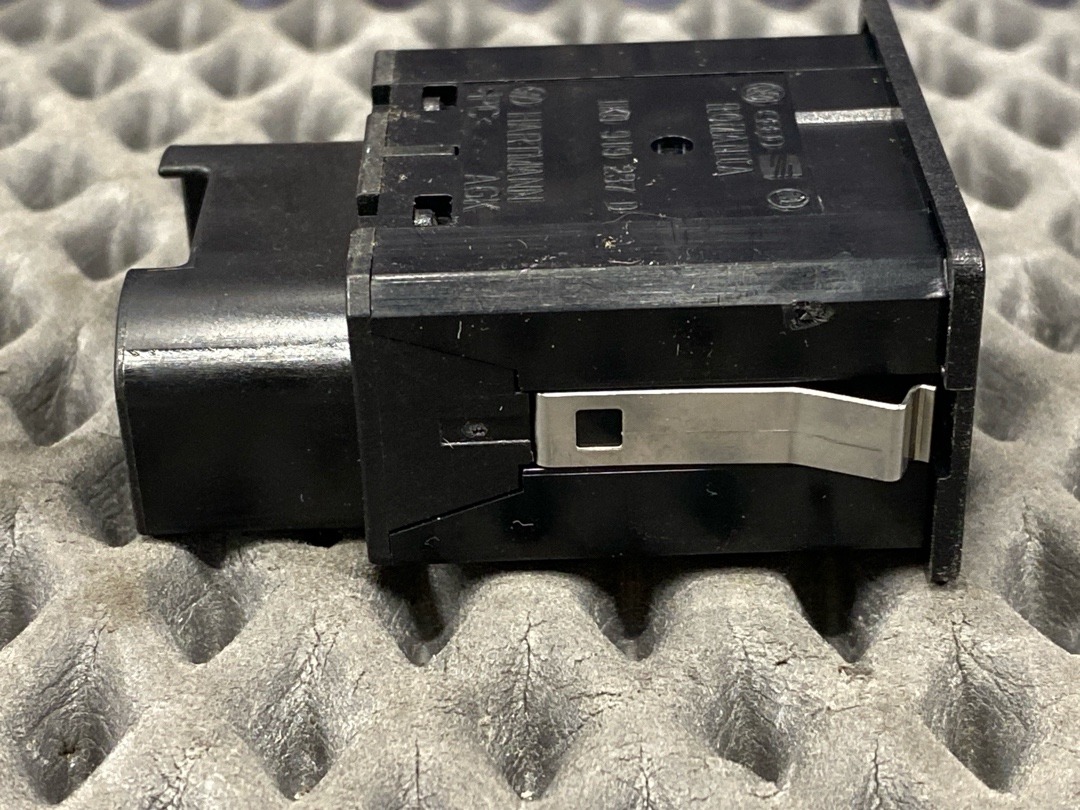 Кнопка салона, 620 рублей, Красноярск