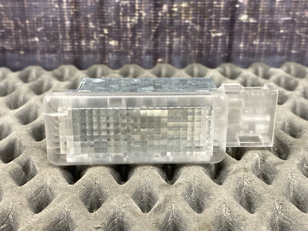 Плафон салона, 360 рублей, Красноярск