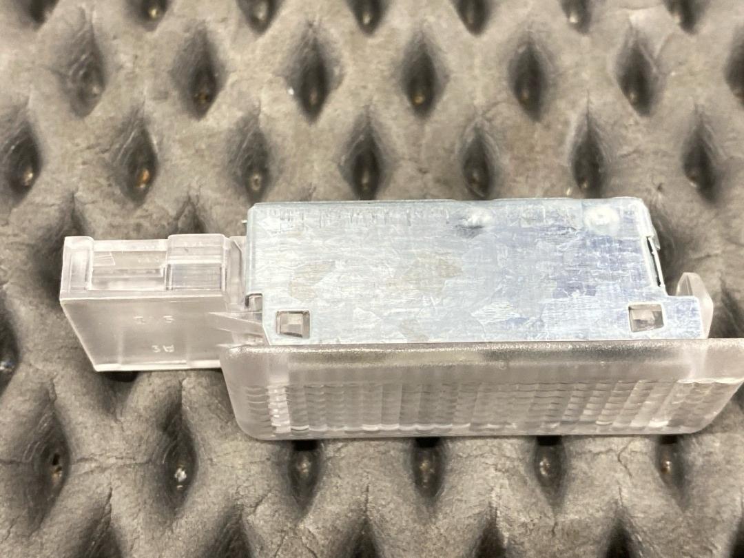 Плафон салона, 360 рублей, Красноярск