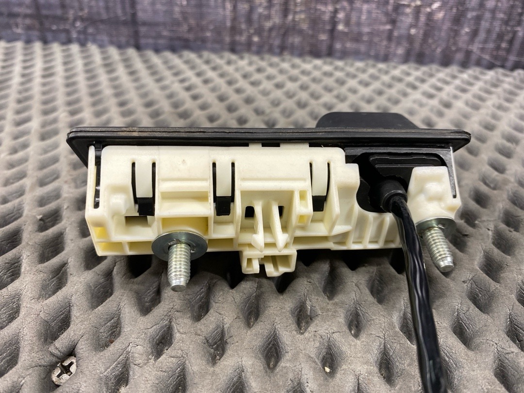 Кнопка открывания багажника, 5840 рублей, Красноярск