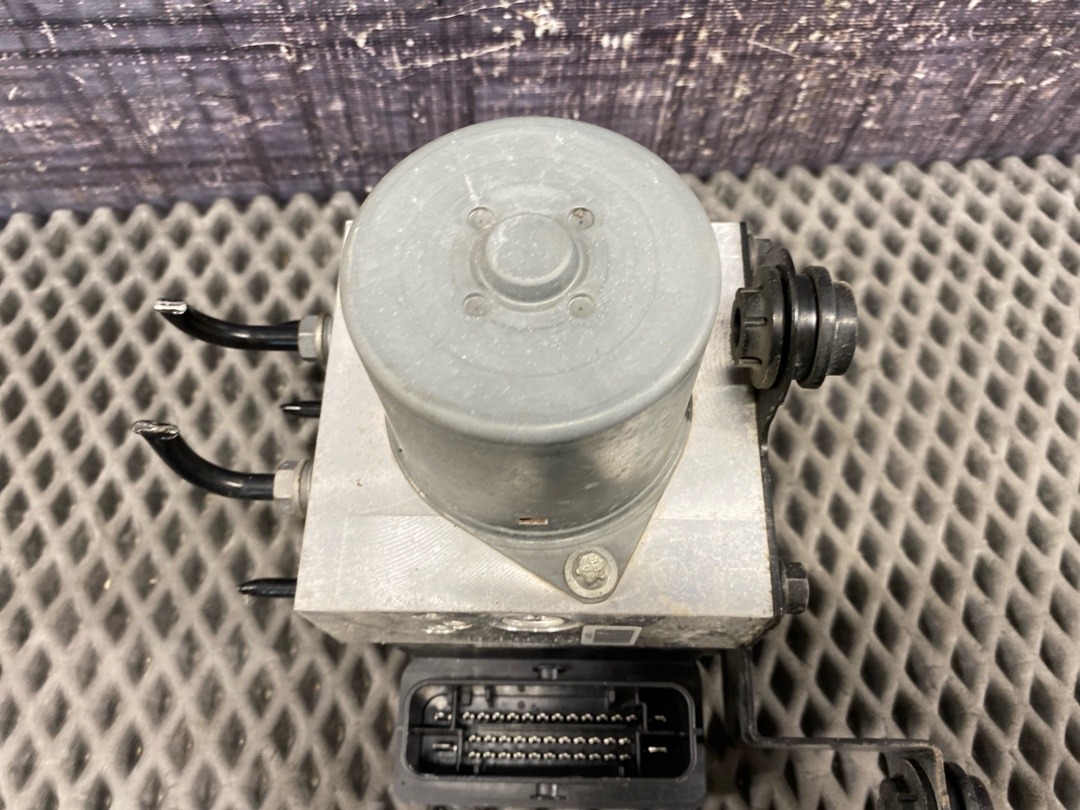 Блок ABS, 4910 рублей, Красноярск