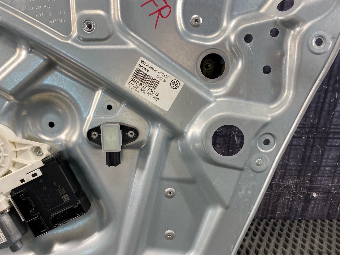 Стеклоподъемник, 2880 рублей, Красноярск