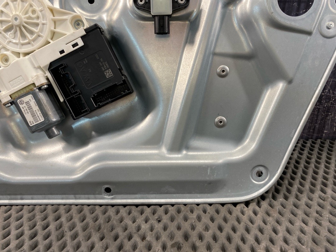 Стеклоподъемник, 2880 рублей, Красноярск