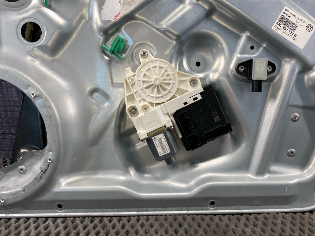 Стеклоподъемник, 2880 рублей, Красноярск