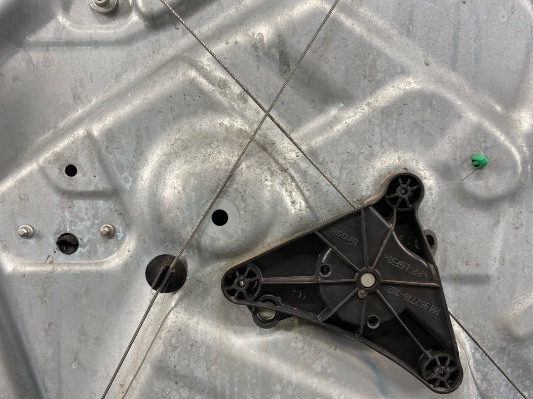 Стеклоподъемник, 2880 рублей, Красноярск