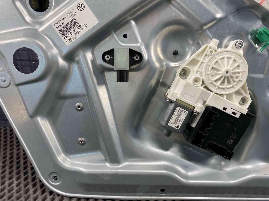 Стеклоподъемник, 2880 рублей, Красноярск