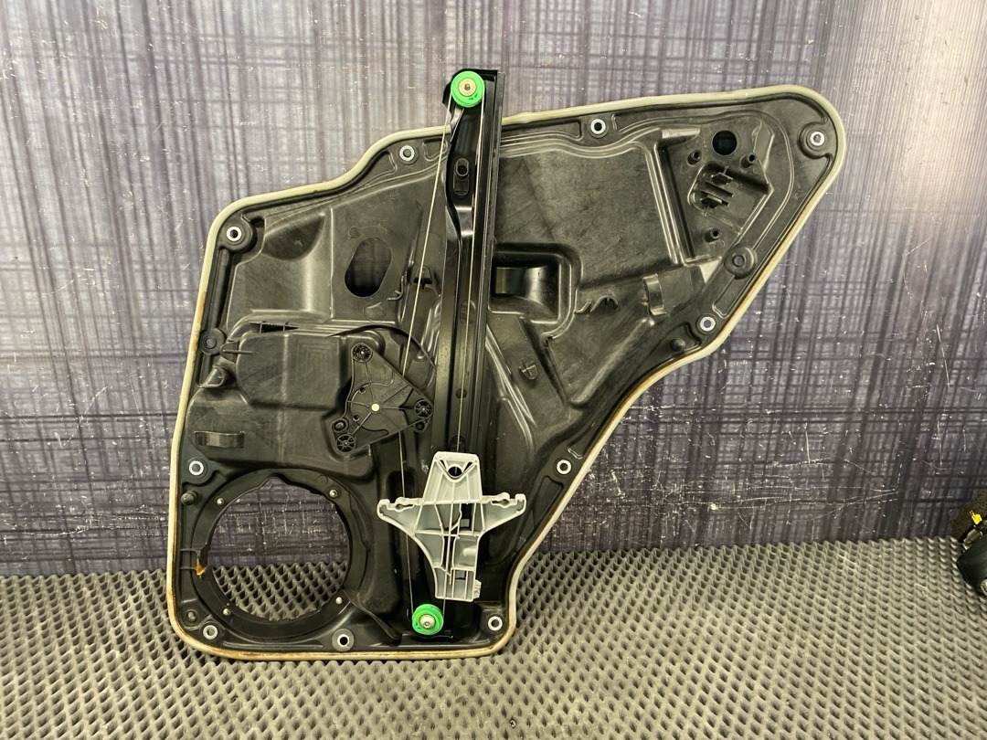 Стеклоподъемник, 1400 рублей, Красноярск