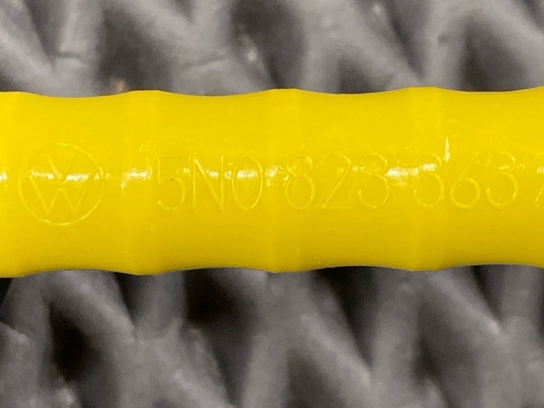 Упор капота, 870 рублей, Красноярск