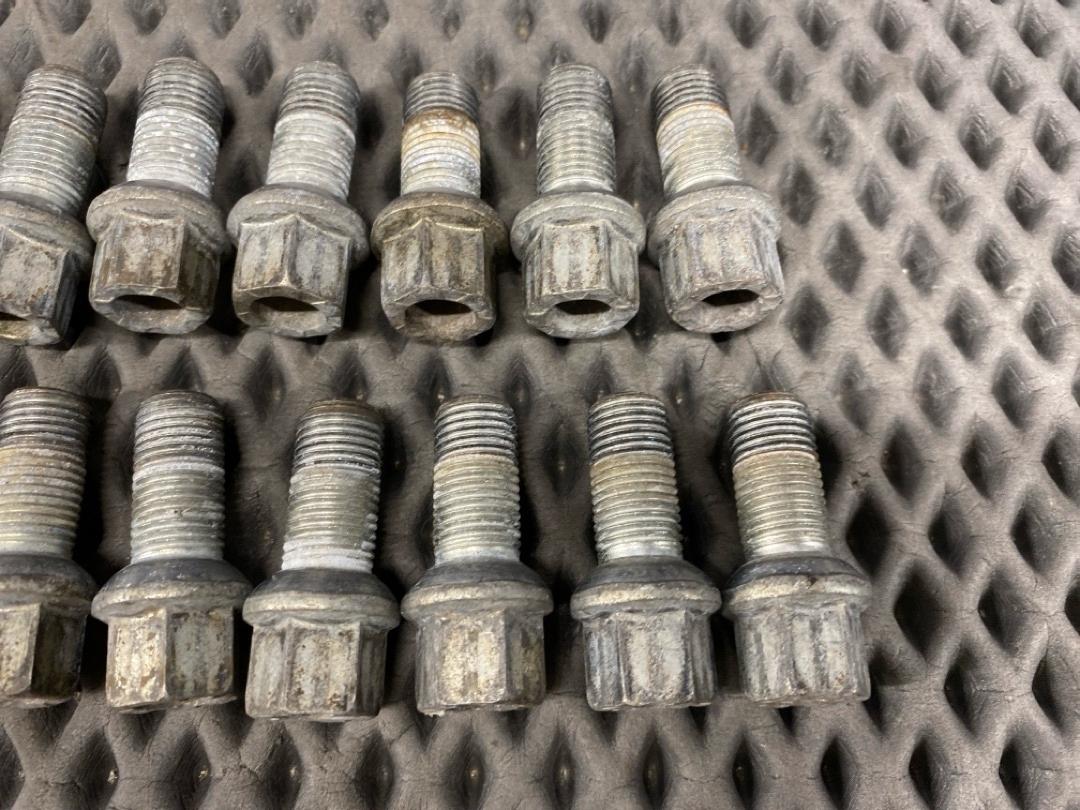 Комплект колесных болтов, 2780 рублей, Красноярск