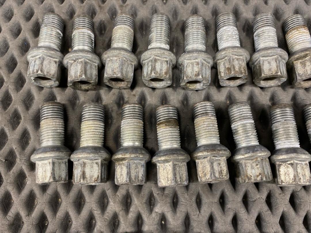 Комплект колесных болтов, 2780 рублей, Красноярск