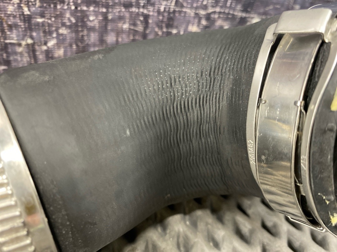 Патрубок интеркуллера, 1740 рублей, Красноярск