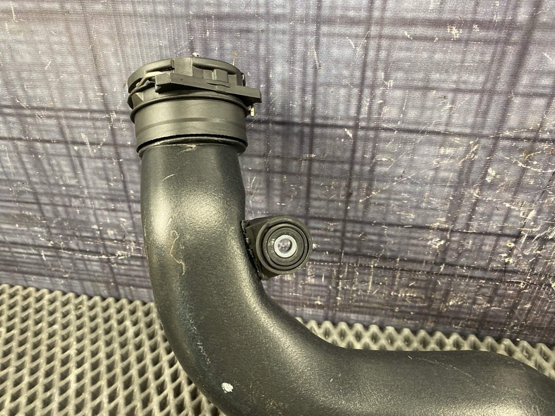 Патрубок интеркуллера, 1740 рублей, Красноярск