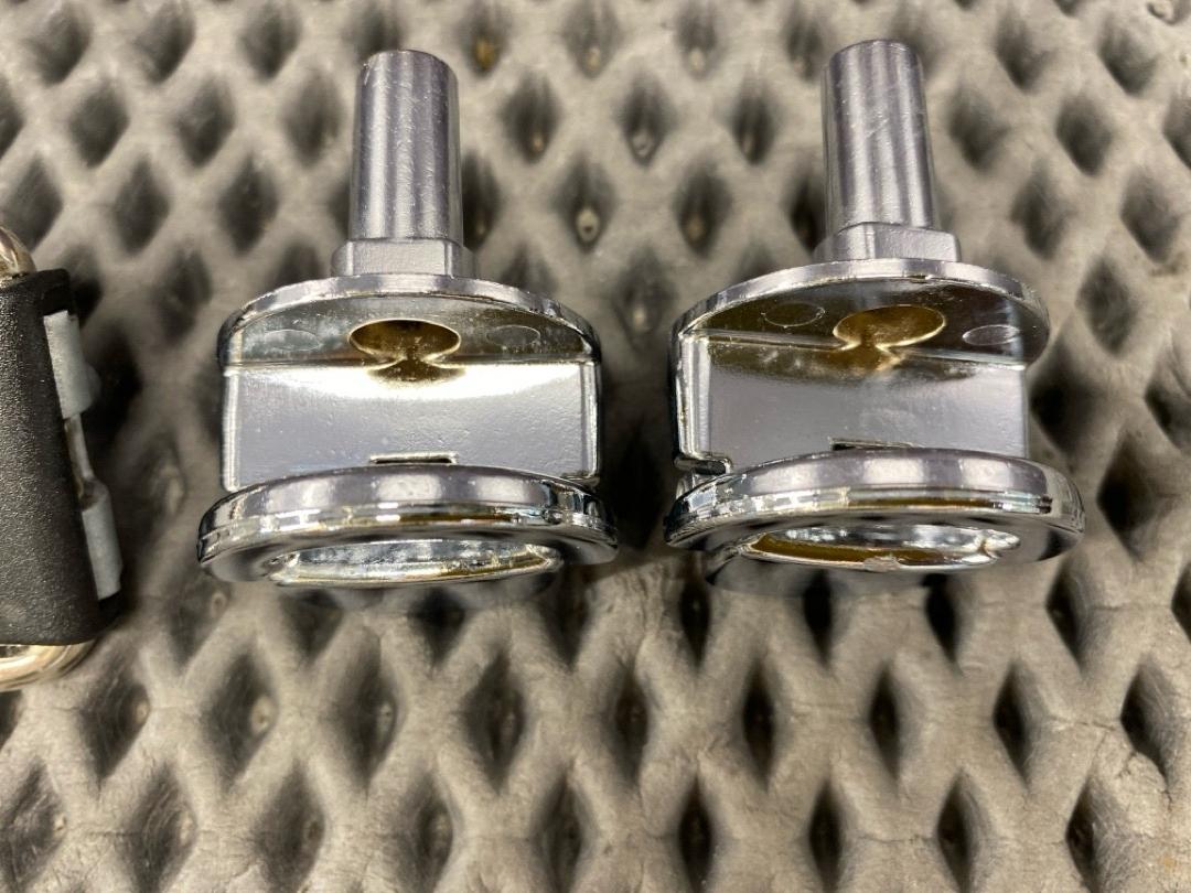 Петля багажника, 1710 рублей, Красноярск