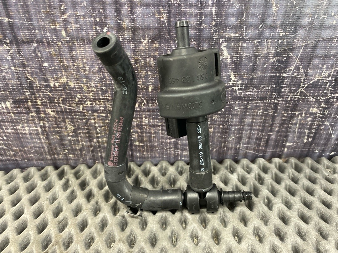 Клапан вентиляции топливного бака, 2670 рублей, Красноярск