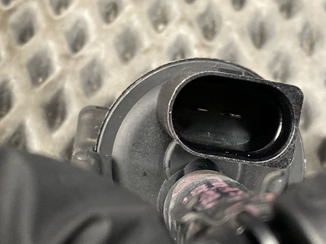 Клапан вентиляции топливного бака, 2670 рублей, Красноярск