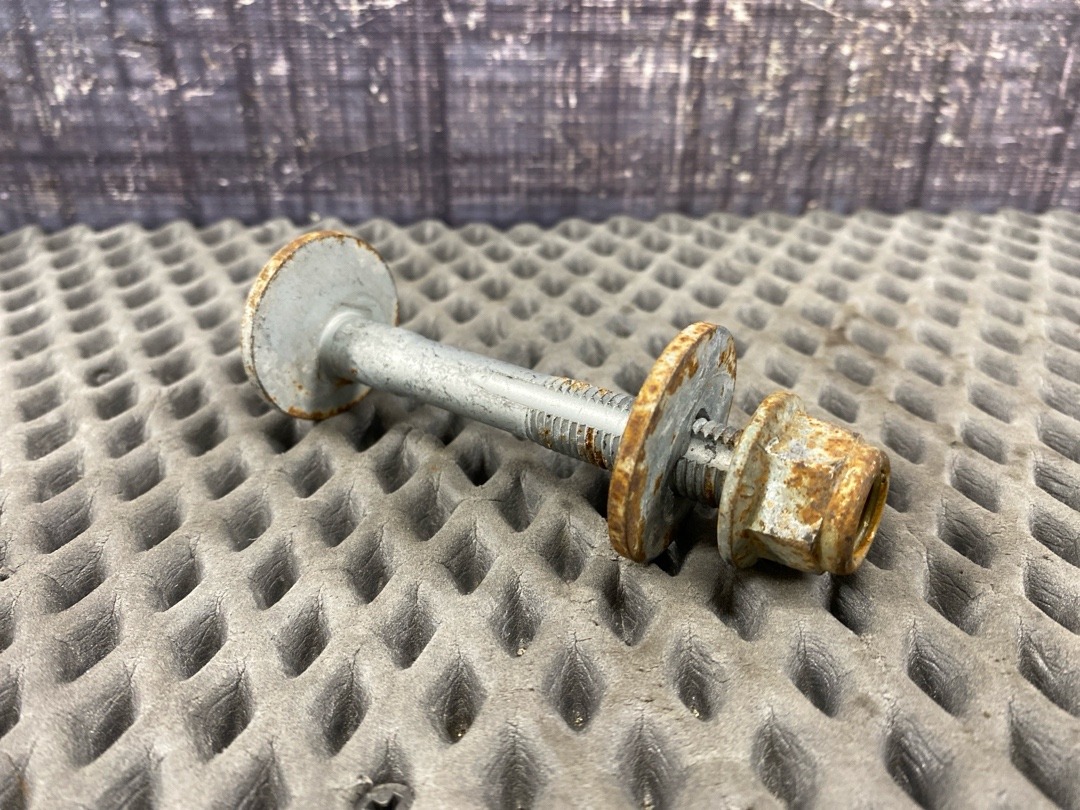 Болт развальный, 710 рублей, Красноярск