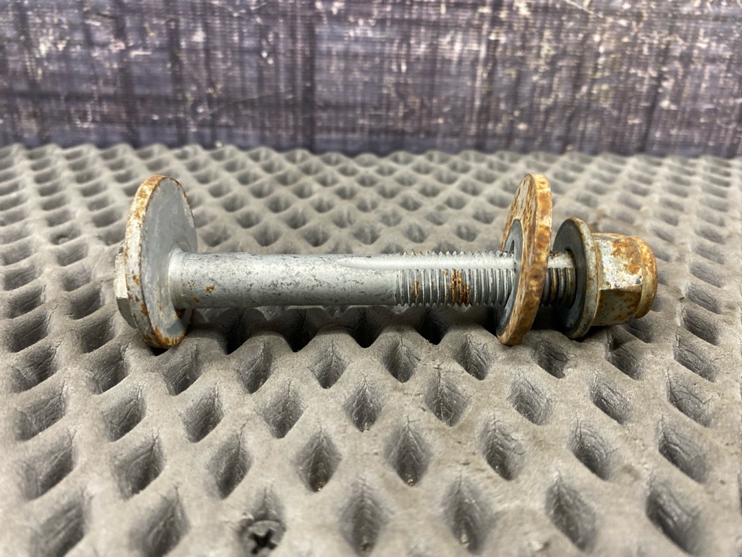 Болт развальный, 710 рублей, Красноярск