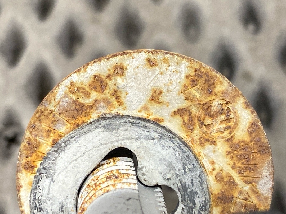 Болт развальный, 710 рублей, Красноярск