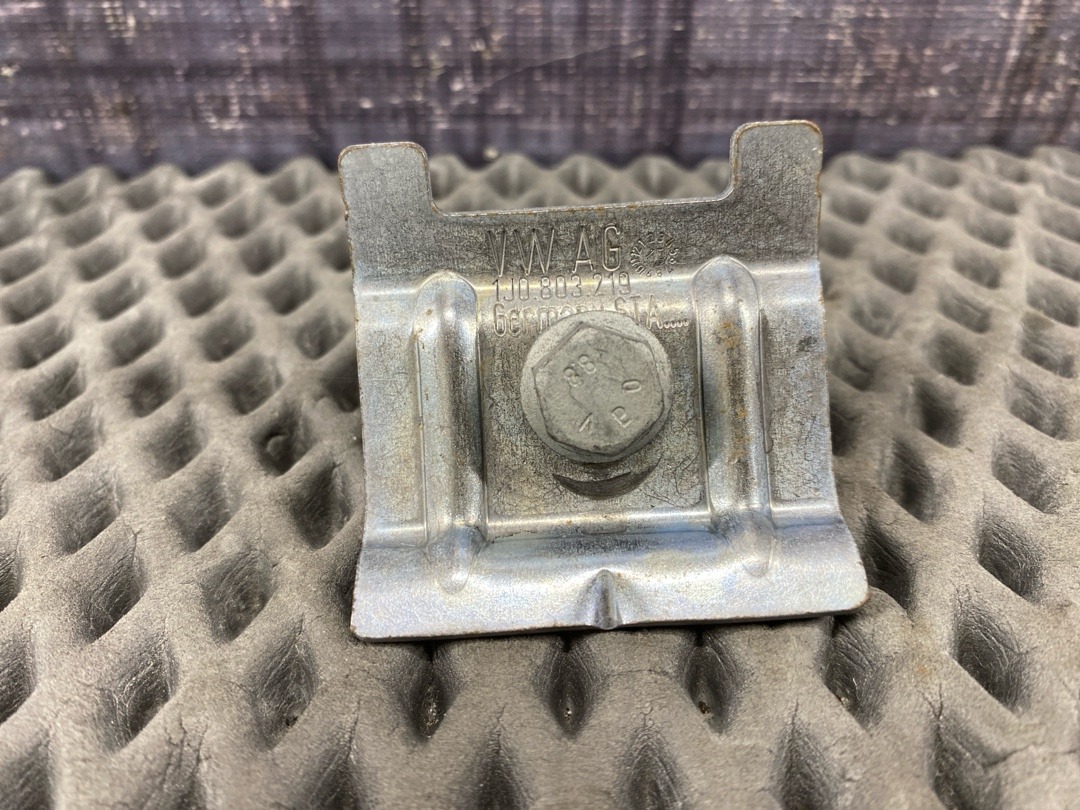 Крепление аккумулятора, 910 рублей, Красноярск