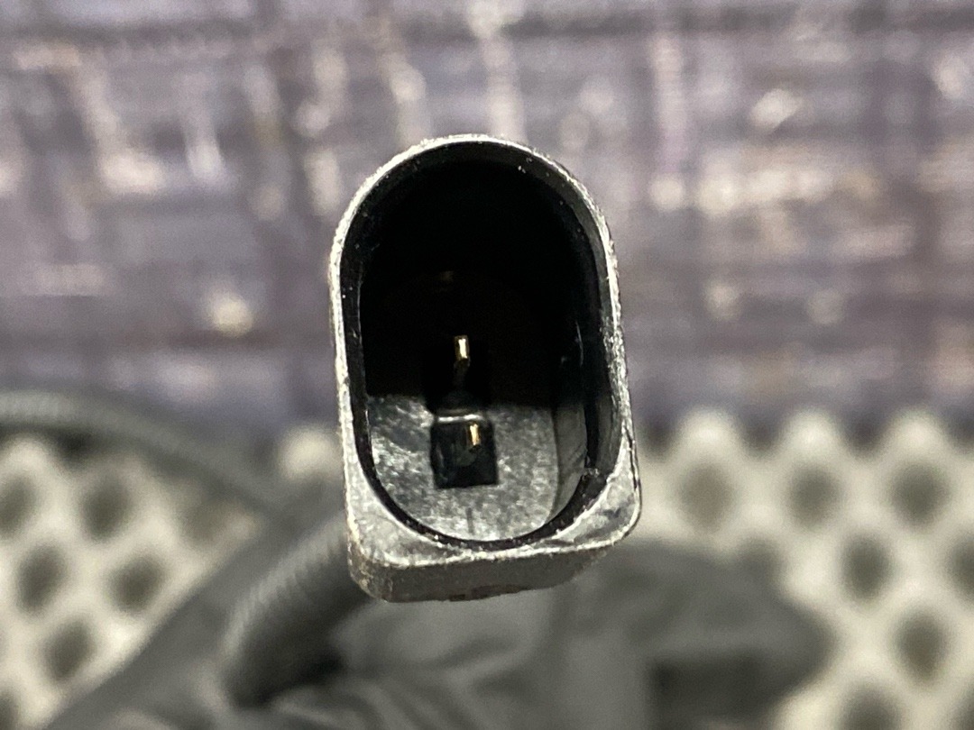 Замок капота, 2910 рублей, Красноярск