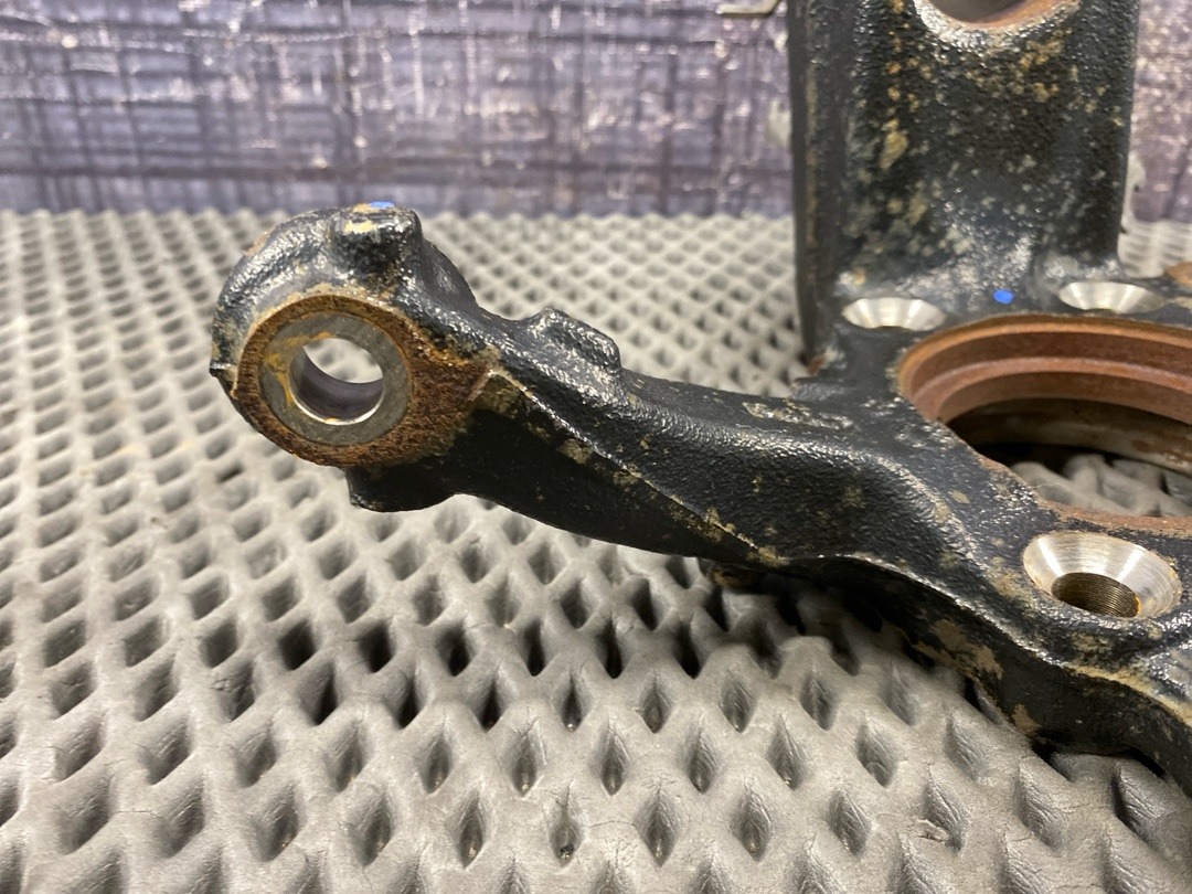 Поворотный кулак, 2370 рублей, Красноярск