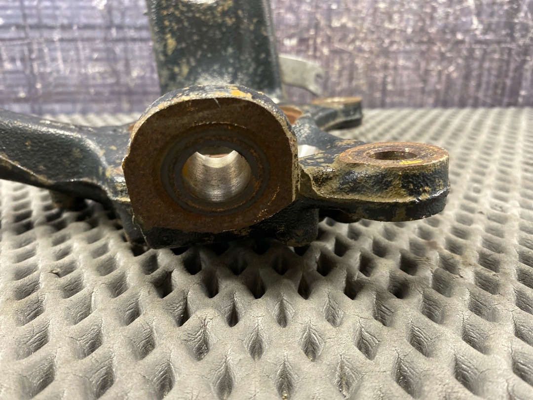 Поворотный кулак, 2370 рублей, Красноярск