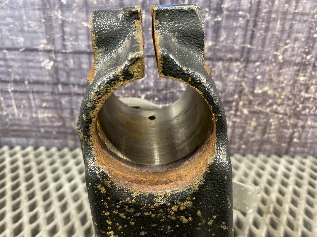 Поворотный кулак, 2370 рублей, Красноярск