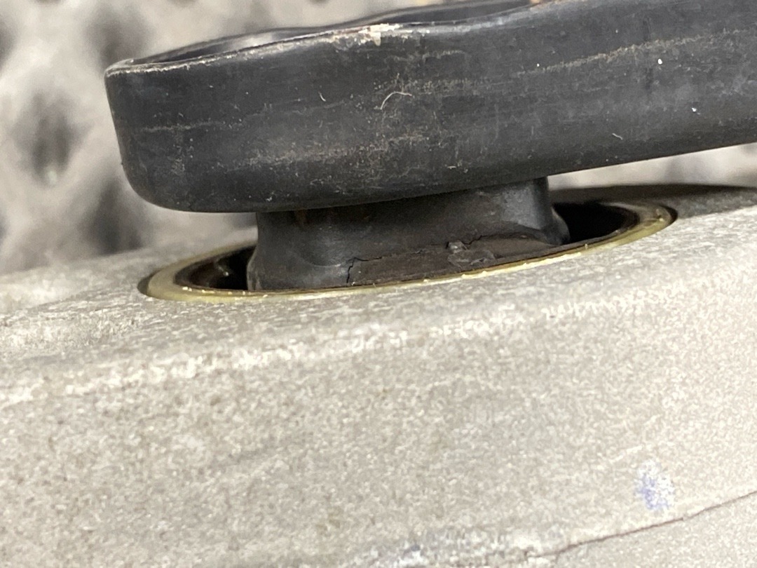 Опора двигателя, 1530 рублей, Красноярск