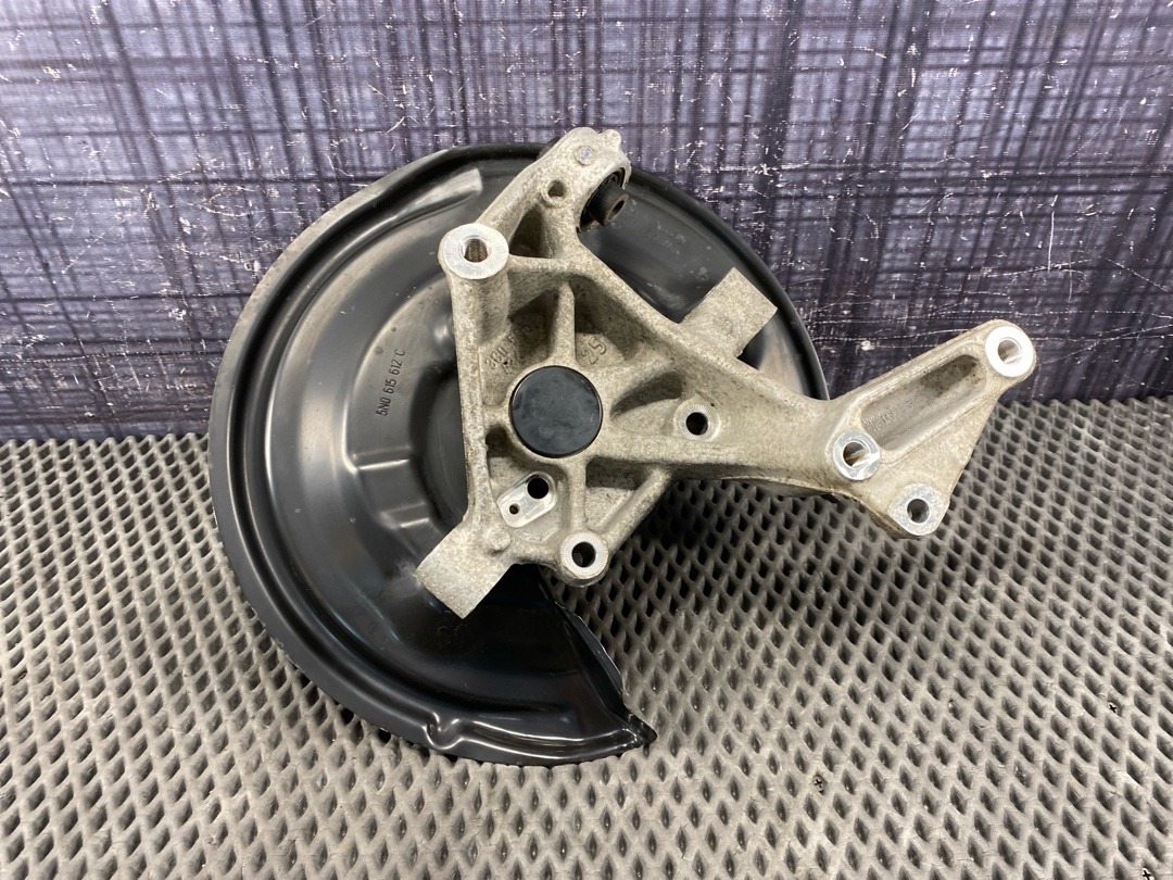 Поворотный кулак, 3430 рублей, Красноярск