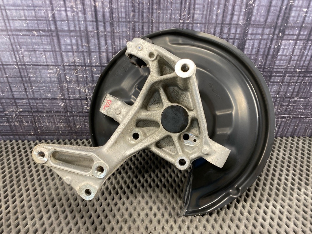 Поворотный кулак, 3430 рублей, Красноярск