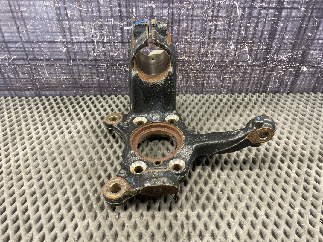 Поворотный кулак, 2370 рублей, Красноярск