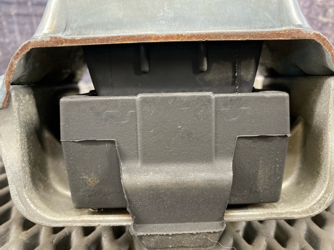 Подушка КПП, 4240 рублей, Красноярск