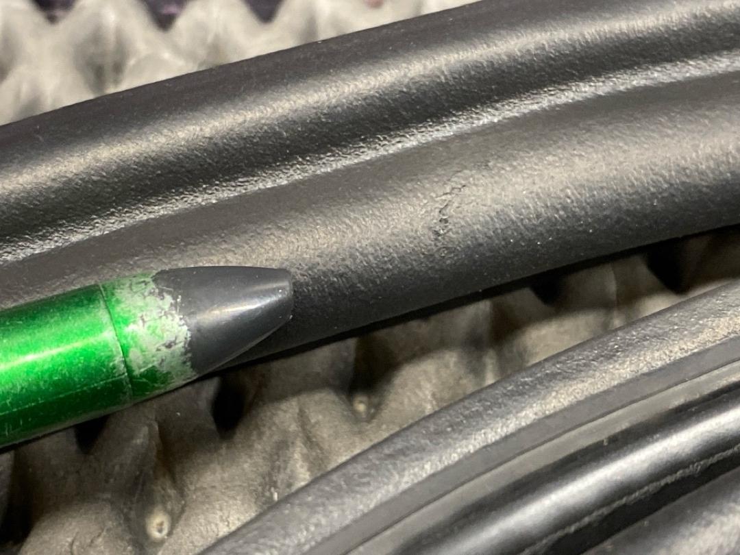 Уплотнитель крышки багажника, 1340 рублей, Красноярск