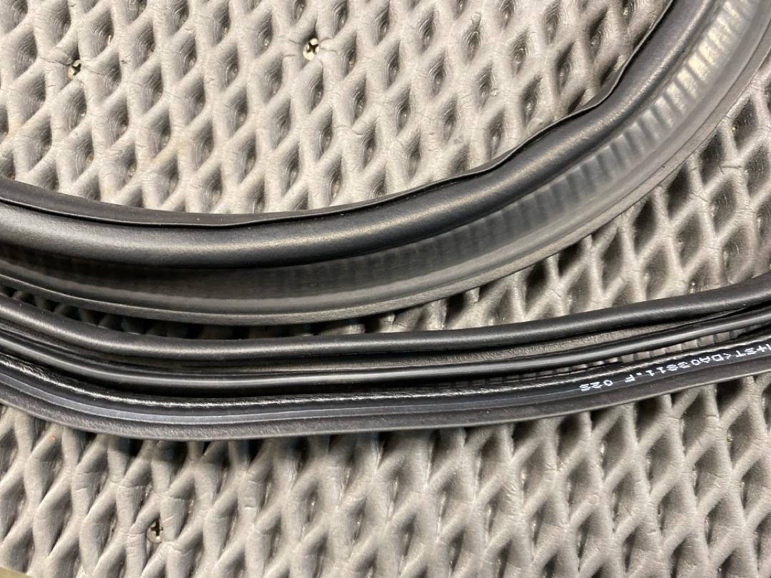 Уплотнитель крышки багажника, 1340 рублей, Красноярск