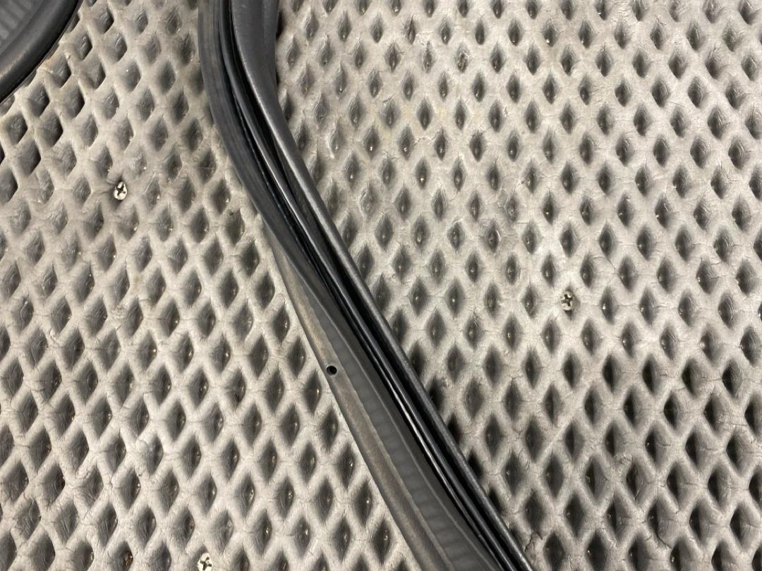 Уплотнитель крышки багажника, 1340 рублей, Красноярск