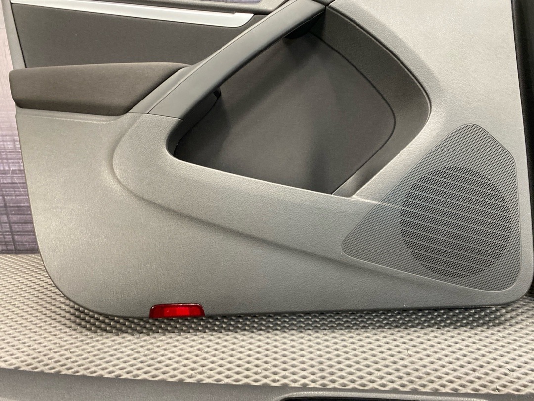 Комплект обшивок дверей, 7430 рублей, Красноярск