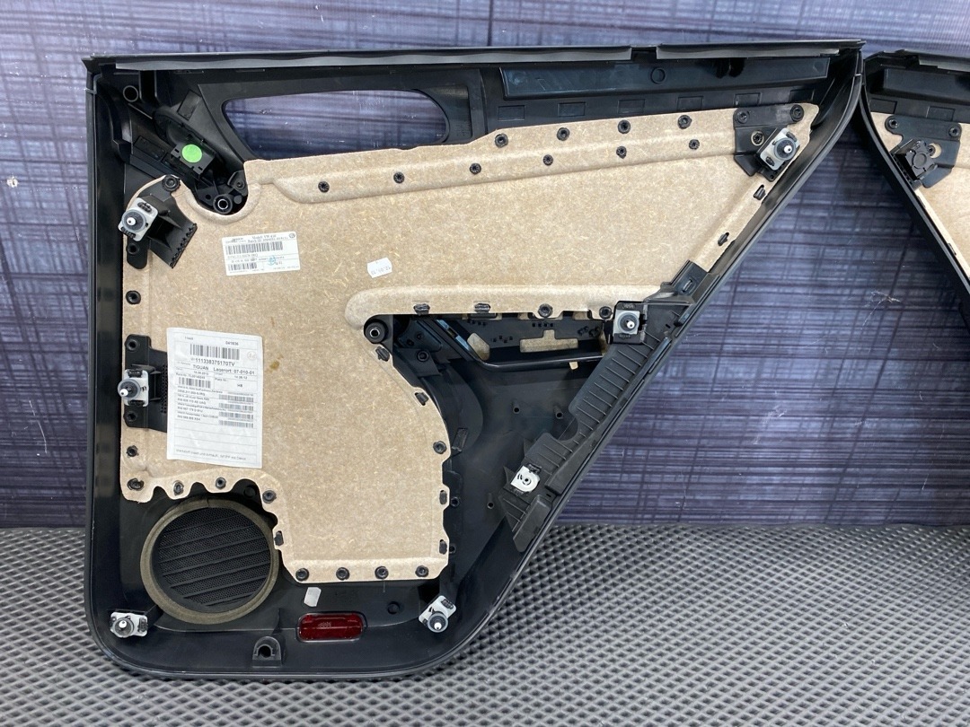 Комплект обшивок дверей, 7430 рублей, Красноярск