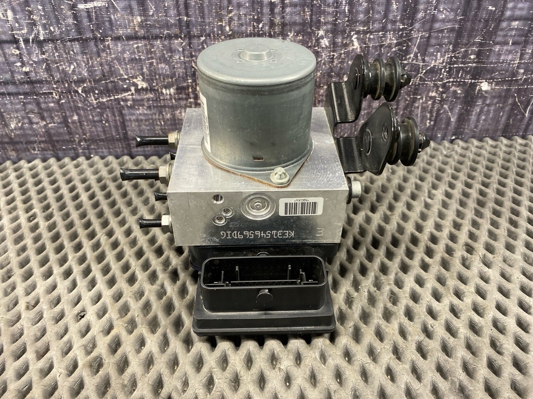 Блок ABS, 16870 рублей, Красноярск