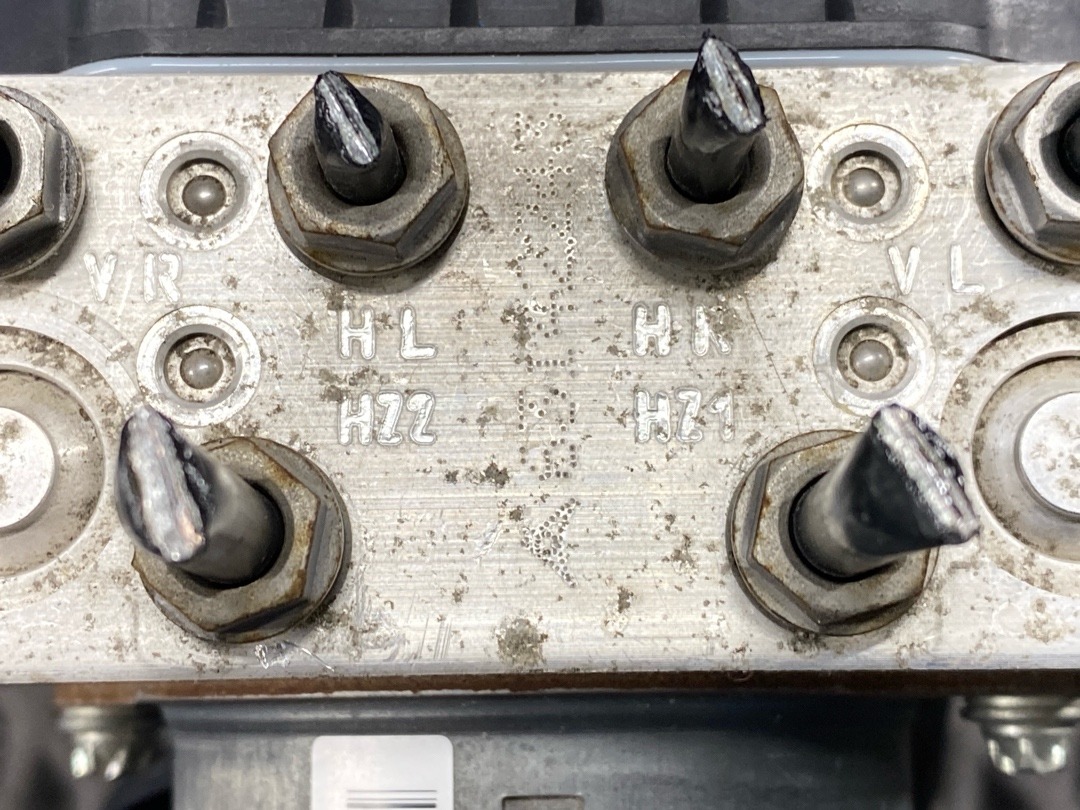 Блок ABS, 16870 рублей, Красноярск