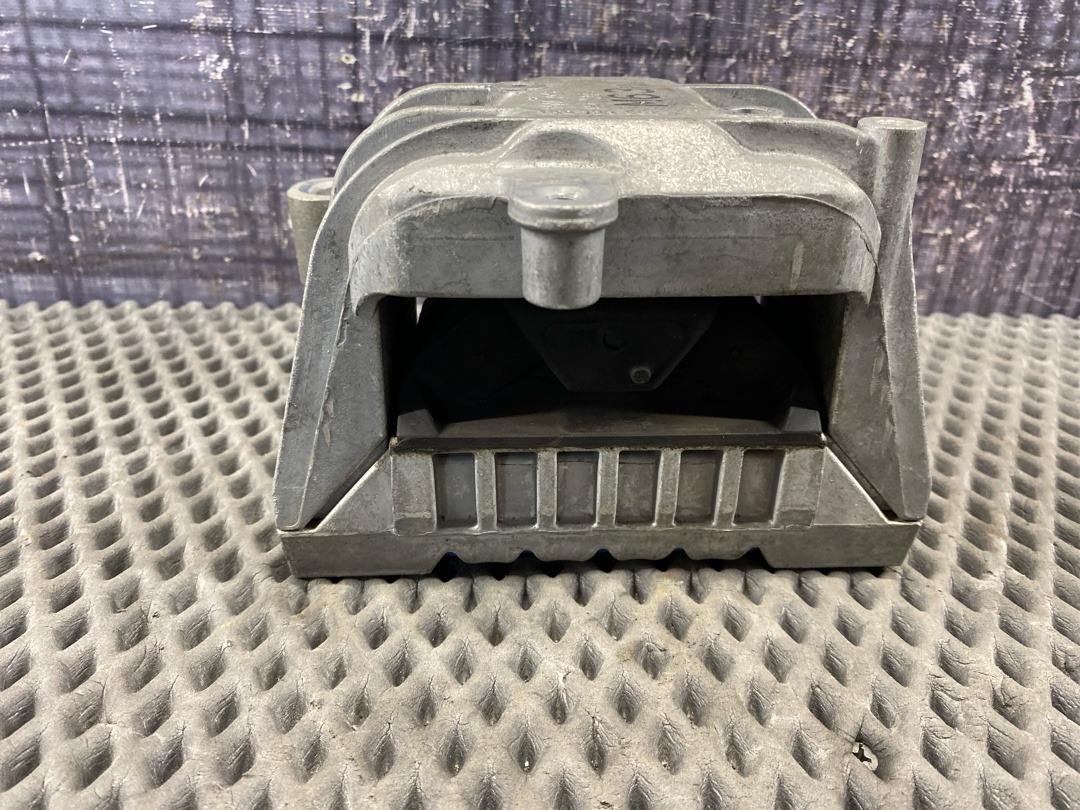 Подушка двигателя, 3730 рублей, Красноярск