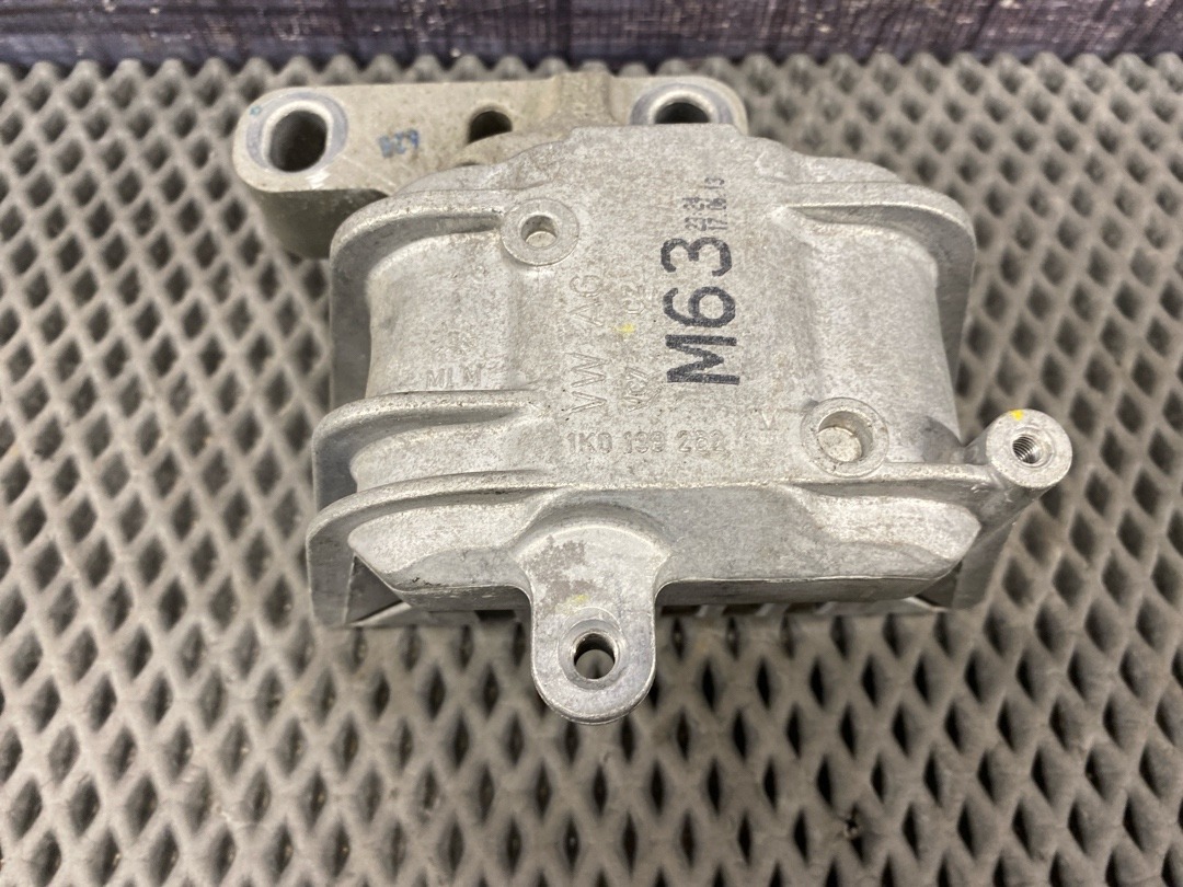 Подушка двигателя, 3730 рублей, Красноярск