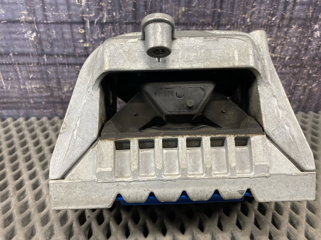 Подушка двигателя, 3730 рублей, Красноярск