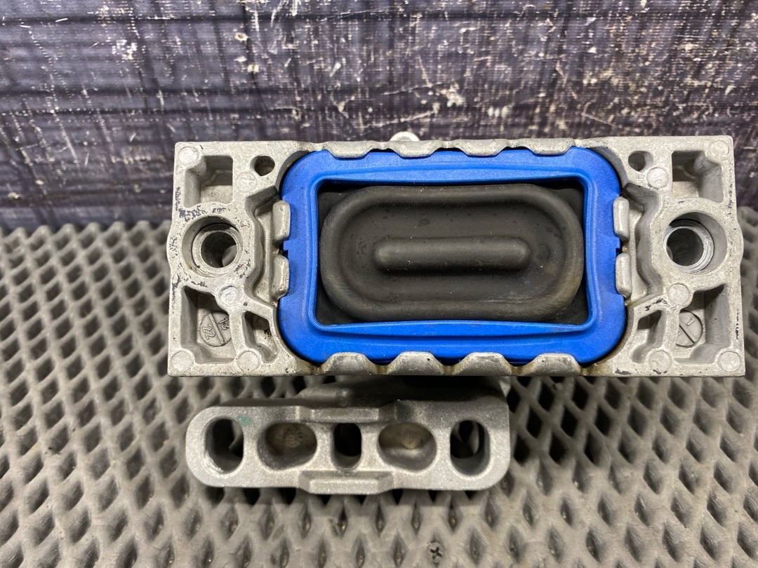 Подушка двигателя, 3730 рублей, Красноярск