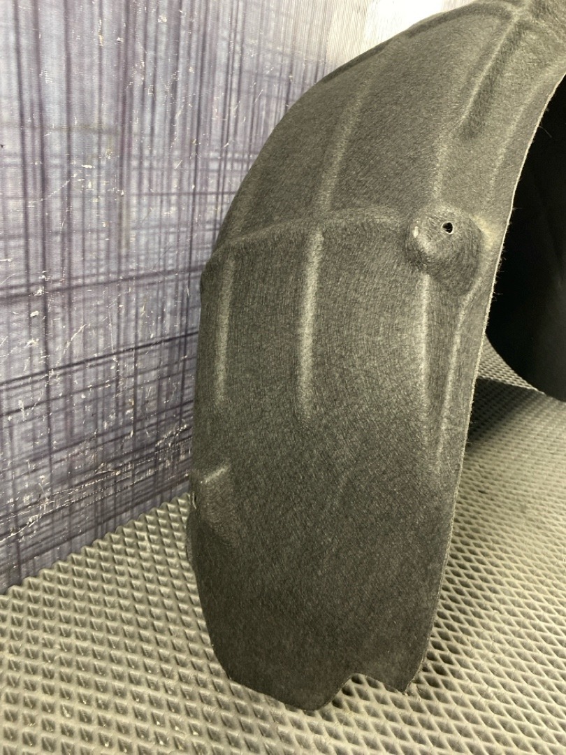 Подкрылок, 4120 рублей, Красноярск