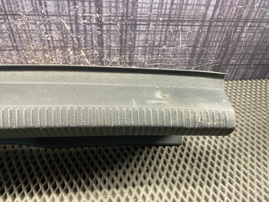 Пластик багажника, 1650 рублей, Красноярск