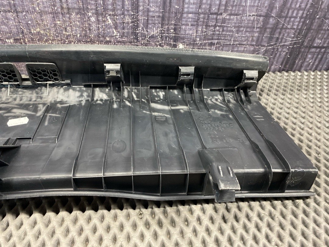 Пластик багажника, 1650 рублей, Красноярск